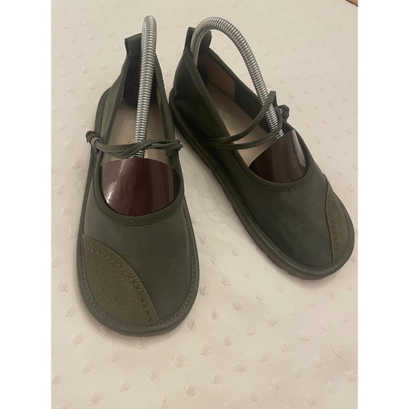 Shoes - Green Leather Lagenlook Mary Jane Flats Suede Accent Wide Toe Box Size 39